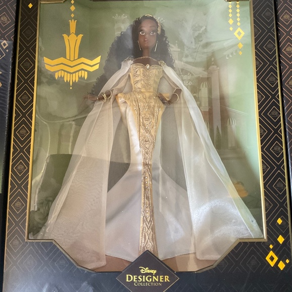 Disney limited edition Tiana doll - Picture 1 of 3